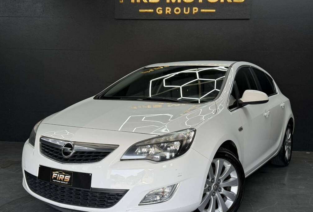 Opel 1.7 CDTi 1ER MAIN * GPS * BLUETOOTH  * GARANTIE 12 MOIS
