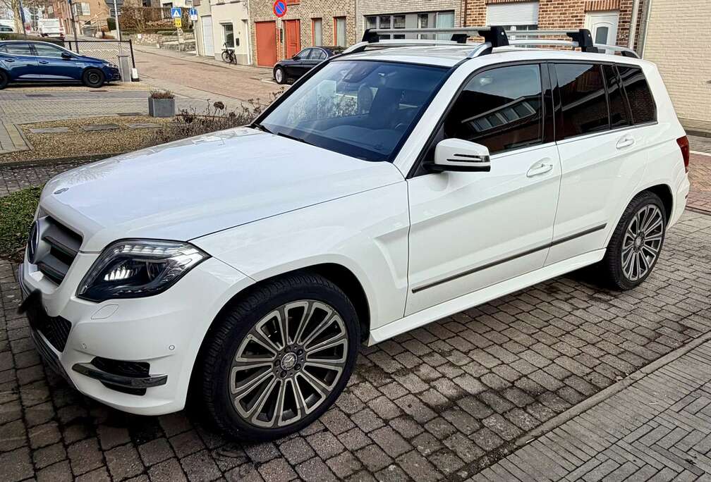 Mercedes-Benz GLK 200 CDI (BlueEFFICIENCY)
