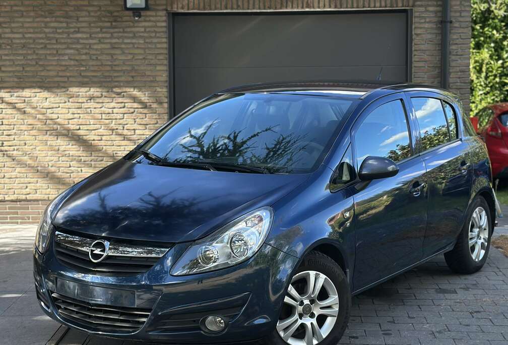 Opel 1.2i 1e Eigenaar