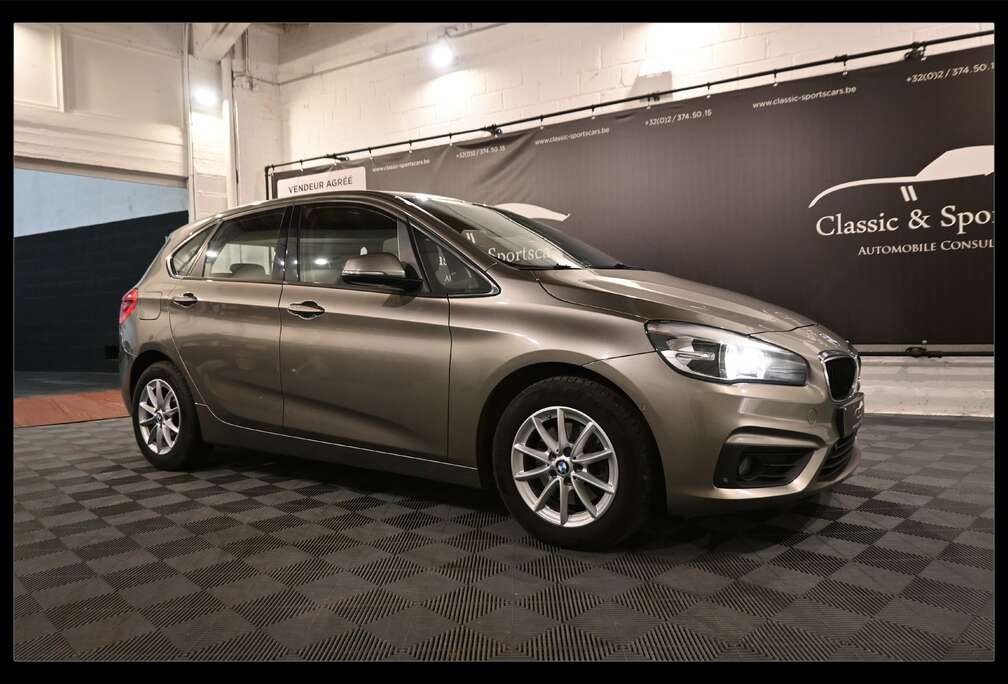 BMW 218iA Active Tourer / AUTO / CUIR / GPS NAVI / PDC