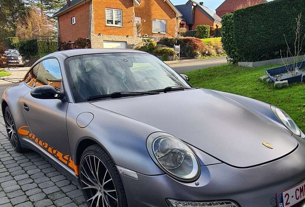 Porsche Carrera 4 3.6i Coupé Tiptronic S