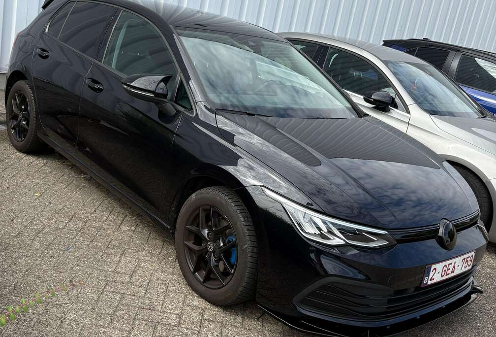 Volkswagen Golf 1.0 eTSI OPF DSG Life