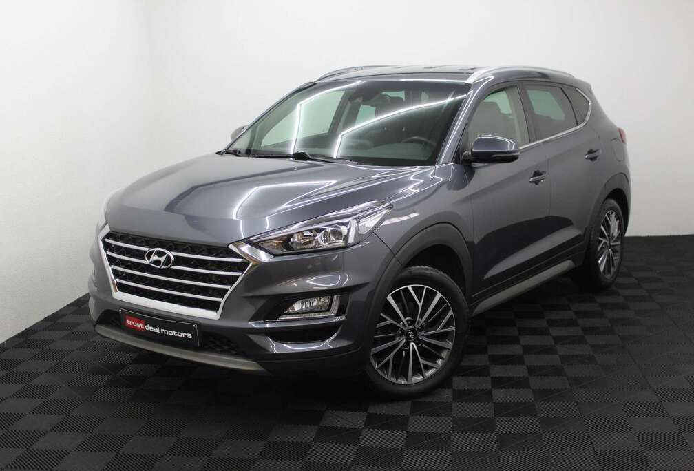 Hyundai * VENDU * VERKOCHT * SOLD *