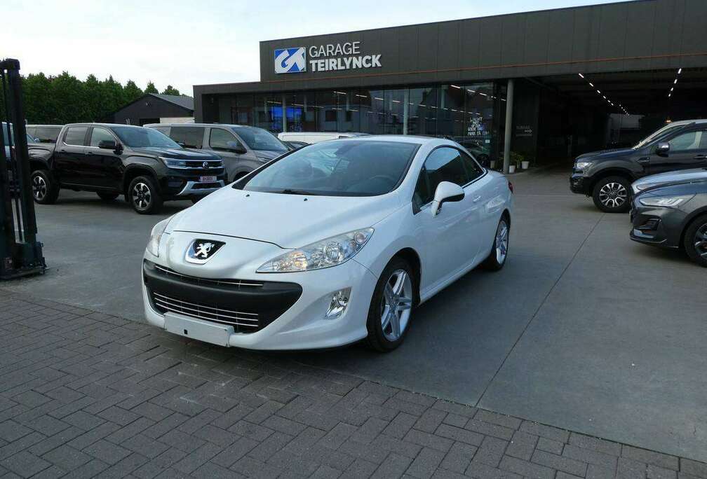 Peugeot Cabrio 1.6 i benzine 120pk Business \'11 122000km (27234)