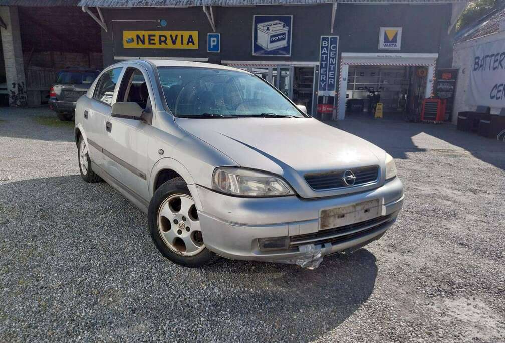 Opel 1.4i XE 16v Comfort MARCHAND / EXPORT* A/C AUTOMATIQUE *