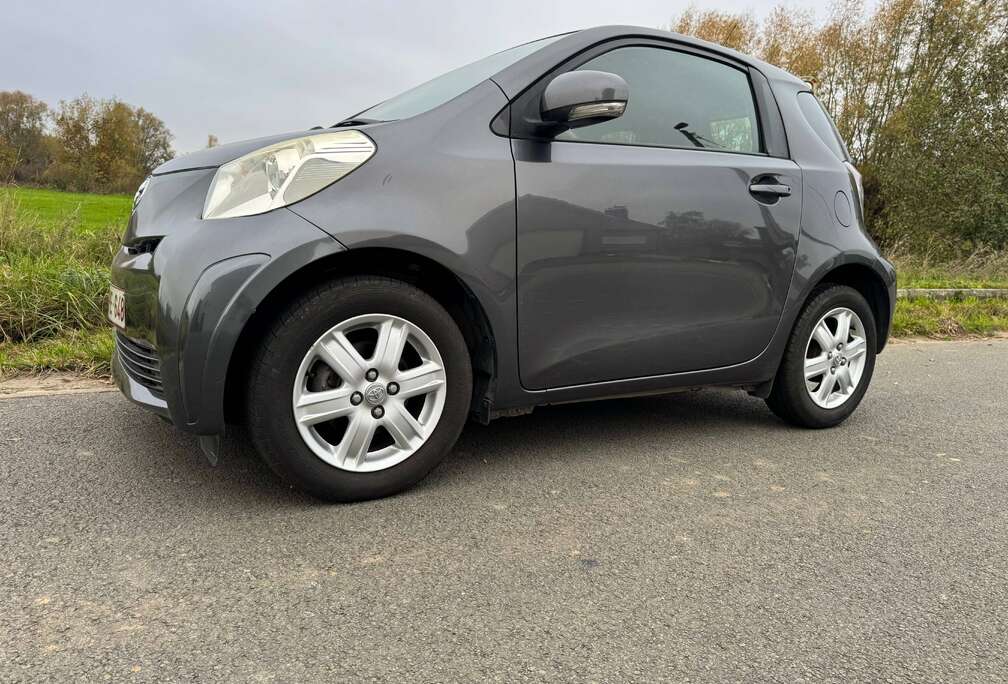 Toyota iQ 1.0i VVT-i Luna