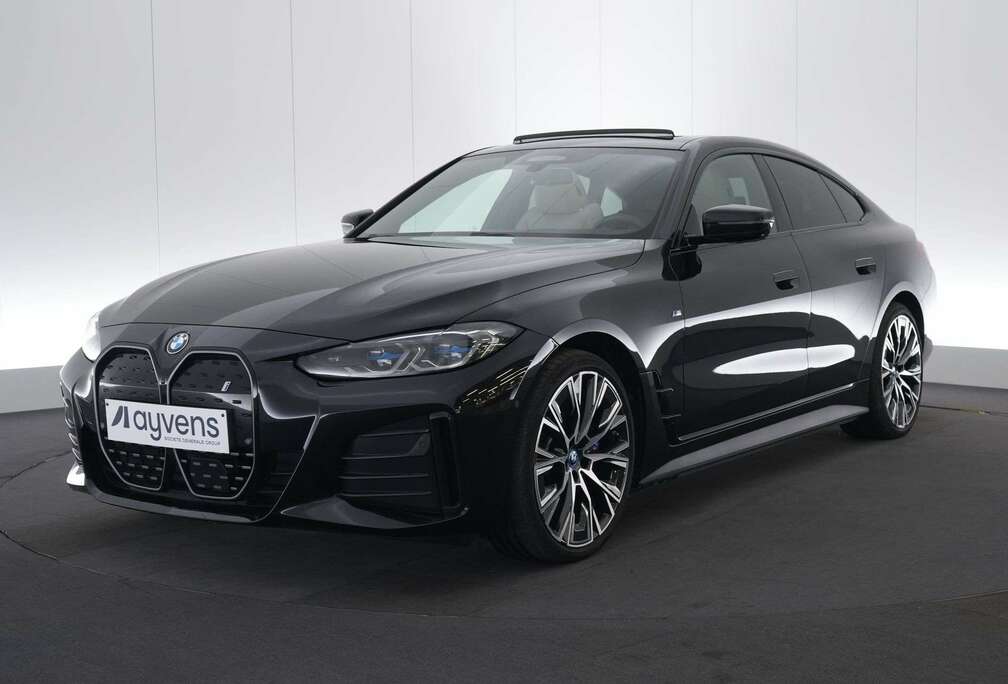 BMW eDrive40e M-Sport Innovation LEDER/CUIR LED GPS 36