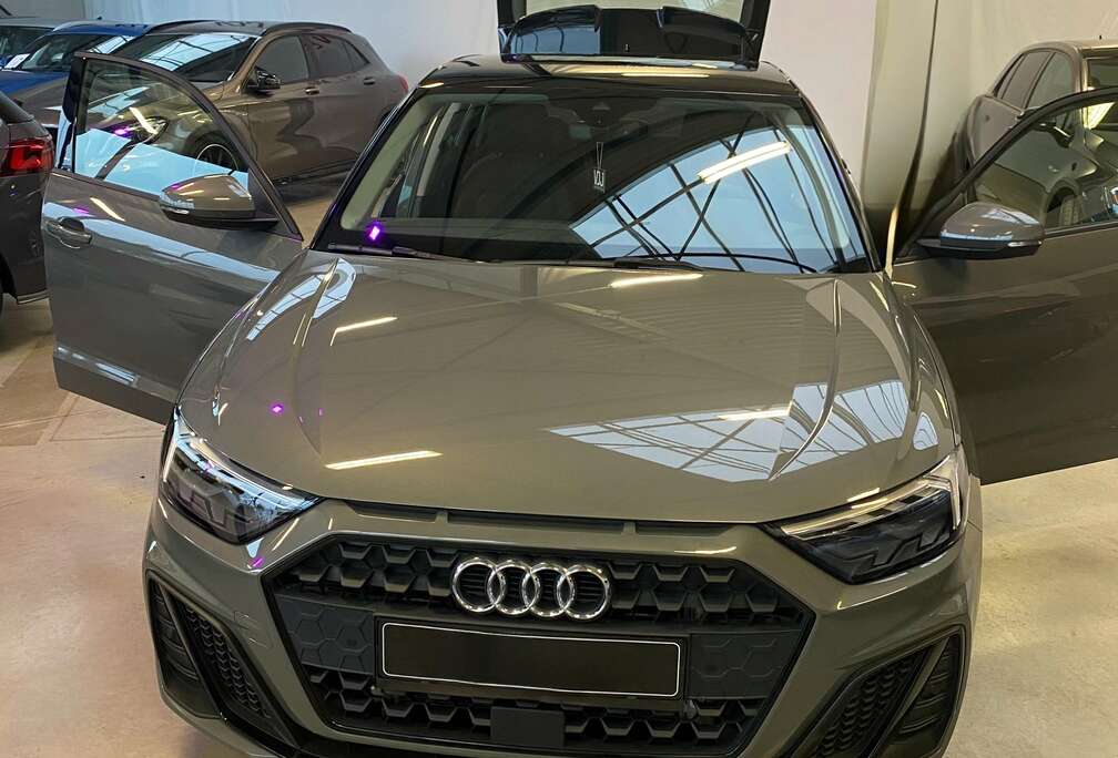 Audi A1 25 TFSI Sportback S tronic S line