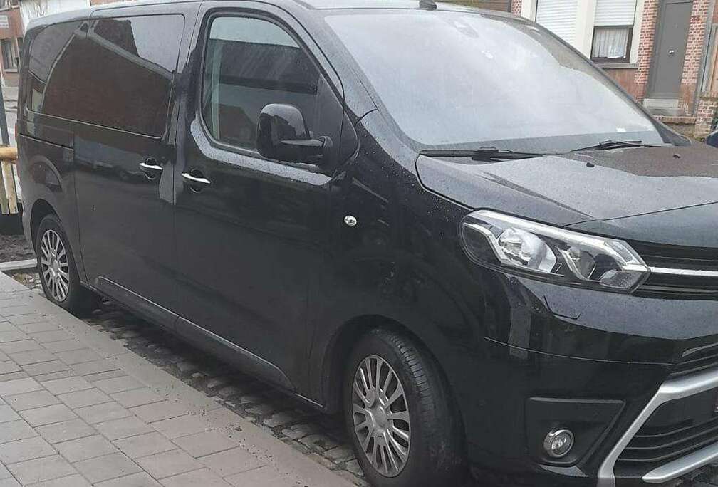 Toyota Proace 2,0-l-D-4D L1 (8-Si.) Verso Comfort
