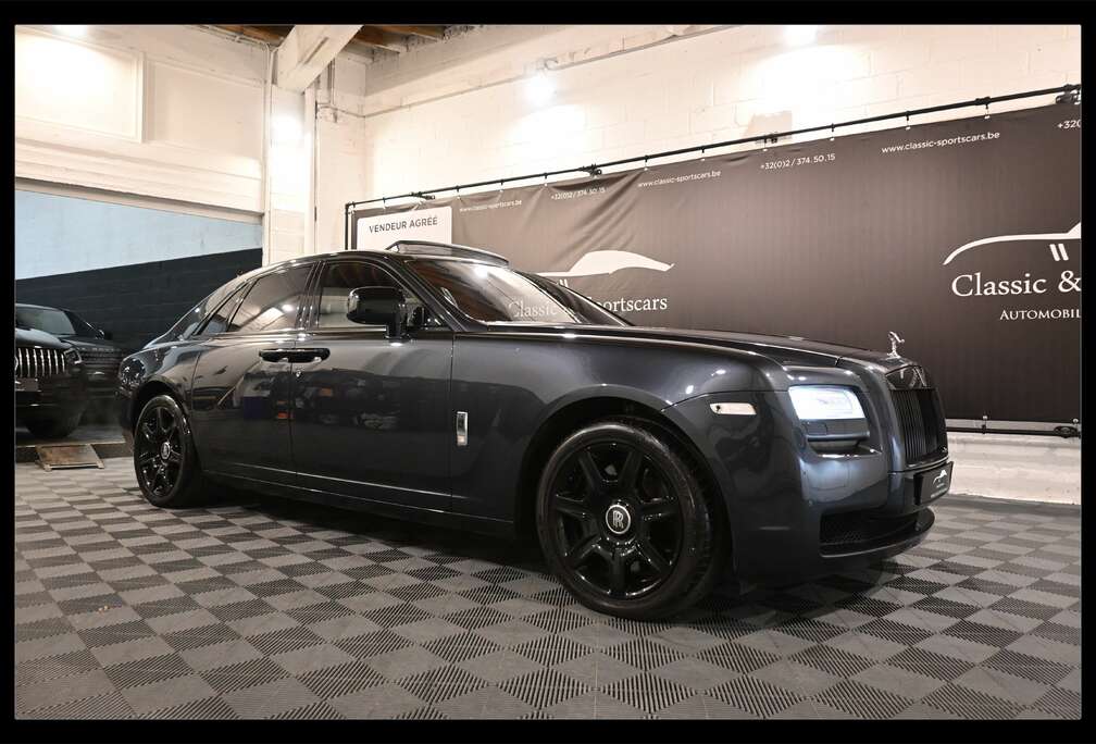 Rolls-Royce 6.6i V12 / BLACK / PANORAMA / CAMERA 360 / HEAD UP