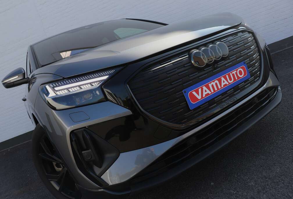 Audi Sportback 45 S-line - SONOS/Shadow+/HUD/BlindSpot/360/SOH=99%