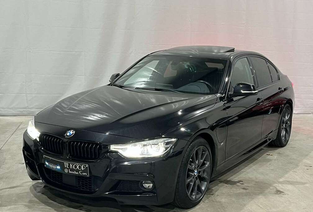 BMW 330e iPerformance Advantage