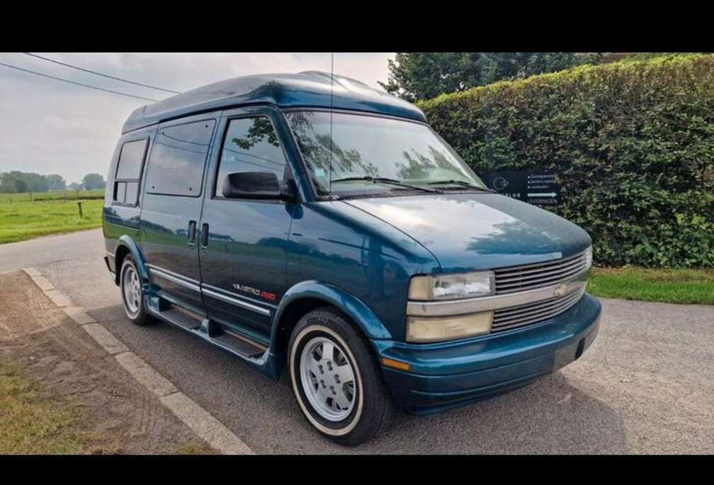 Chevrolet Astro Van V6
