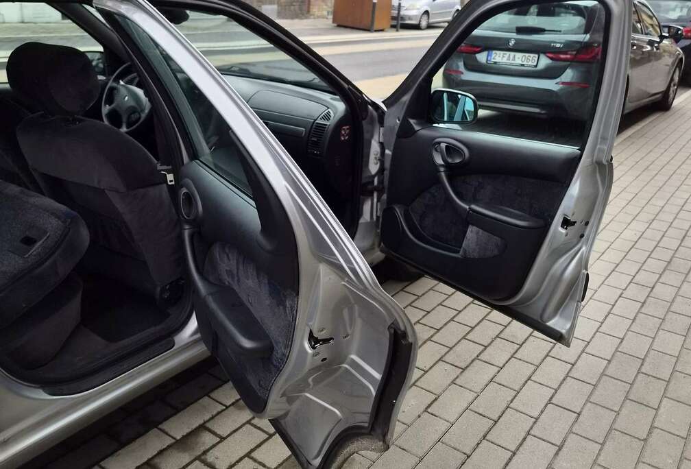 Citroen 1.6i SX