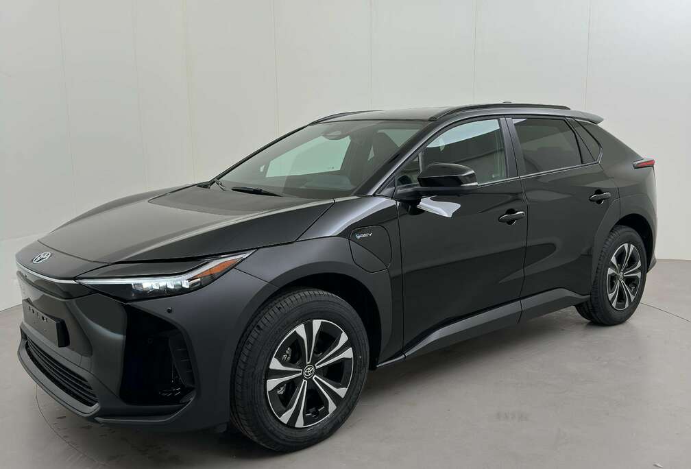 Toyota bZ4X Business Plus