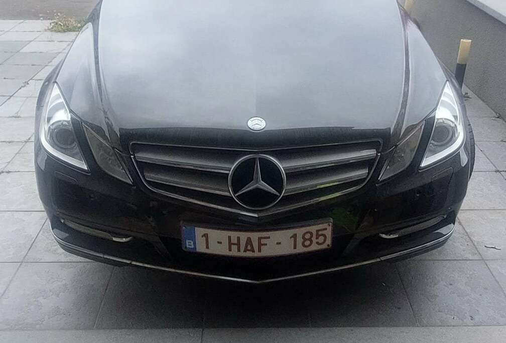 Mercedes-Benz E 200 CGI Cabrio BlueEFFICIENCY Elegance