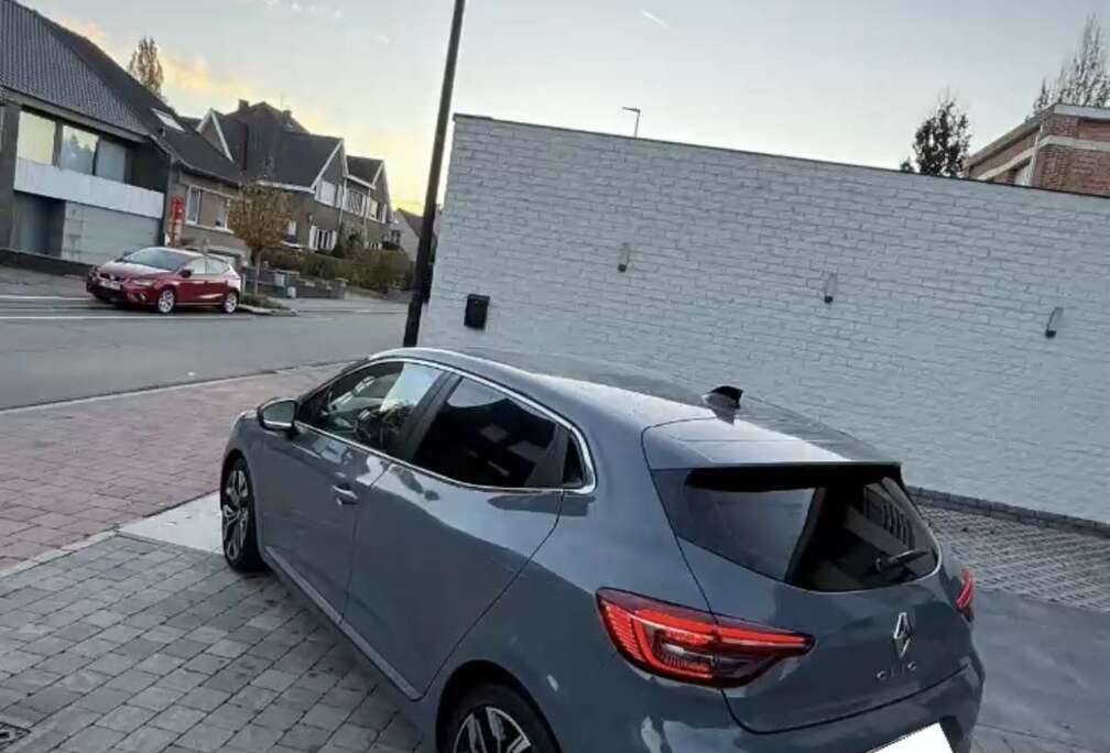 Renault 1.5 Blue dCi Intens