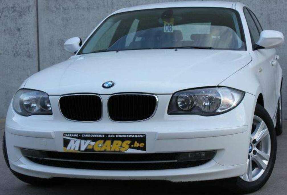 BMW BMW 116i/5-deur/Pdc/multistuur/cruise control