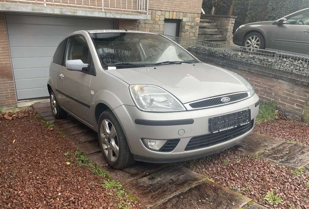 Ford 1.3 Trend - 64.000 KM - 1.3 Benzine - 2005 - Airco