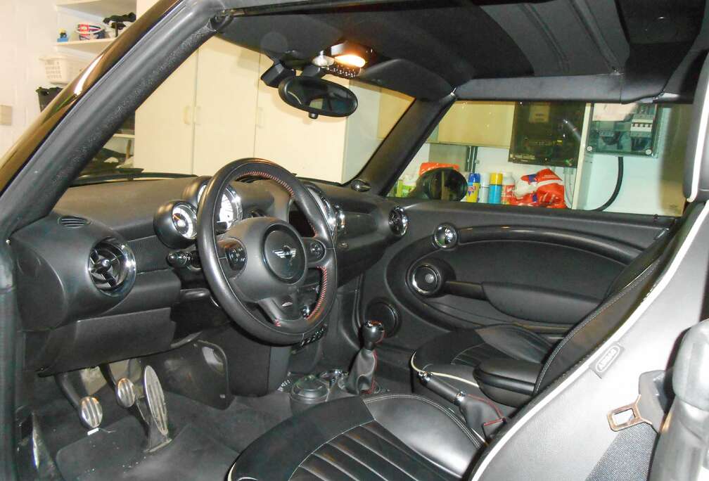 MINI Mini Cabriolet 2.0 D Cooper S DPF