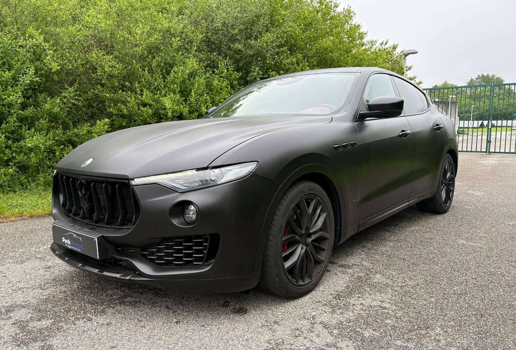 Maserati Levante 3.0 V6 Turbo - Pano / Leder / CarPlay / LED