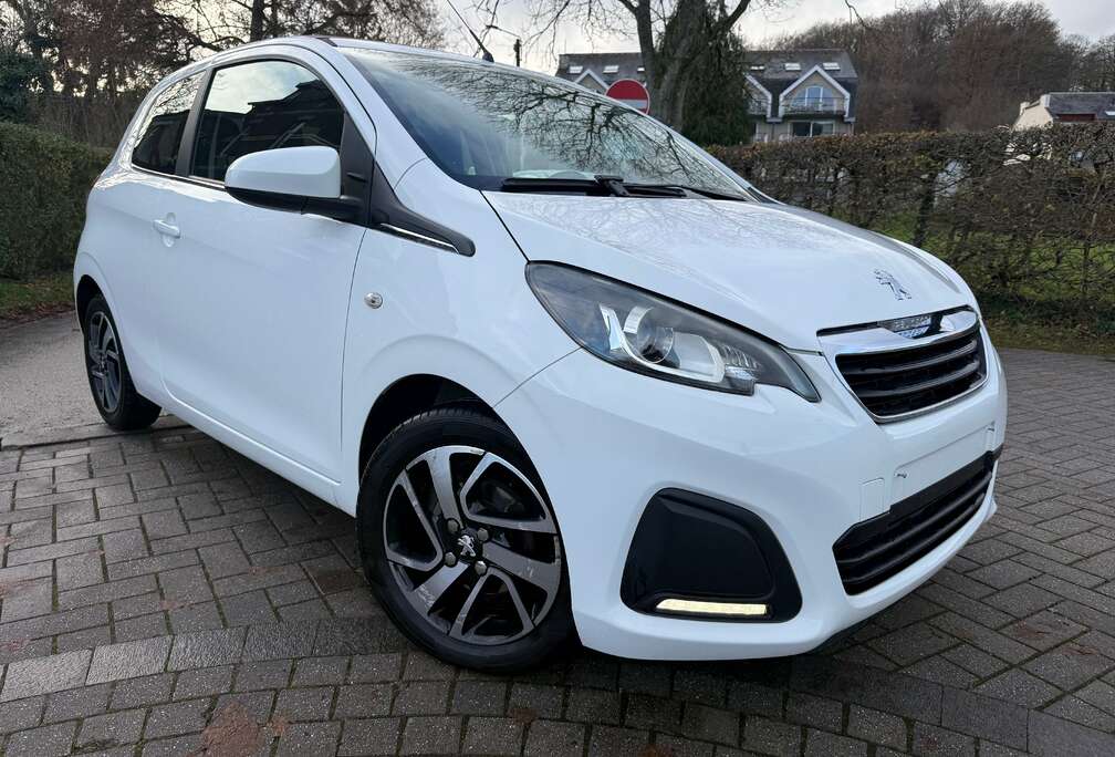 Peugeot 1.2 ess cabriolet 1er proprio garantie 1 an