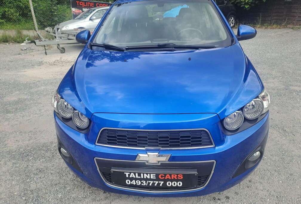Chevrolet Aveo hatchback 1.6i LTZ