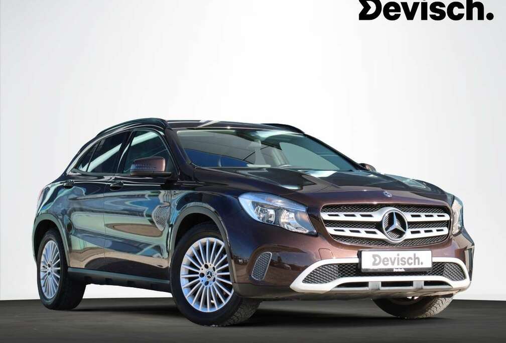 Mercedes-Benz 180D Automaat *LEDER*CAM*NAVI*