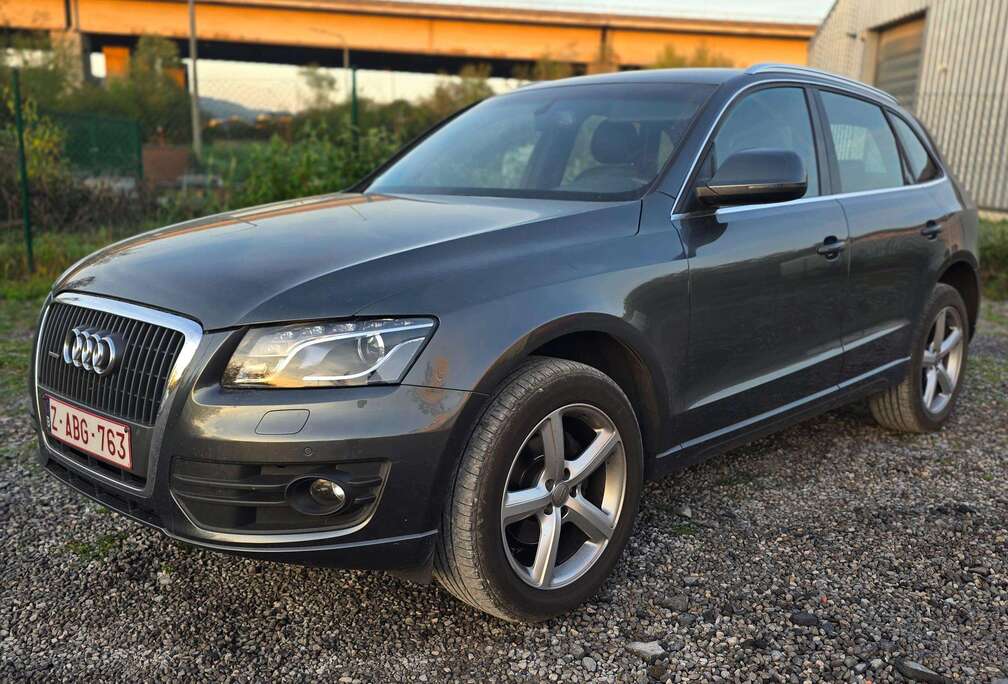 Audi Q5 2.0 TDi Quattro S line DPF S Tronic
