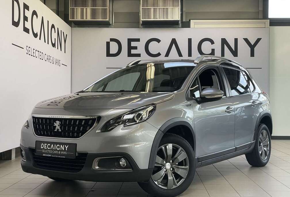Peugeot 1.2T Signature *Navigatie*Carplay