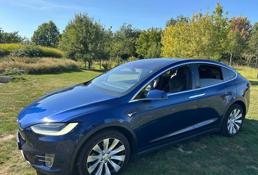 Tesla Model X 87 kWh Dual Motor Long Range
