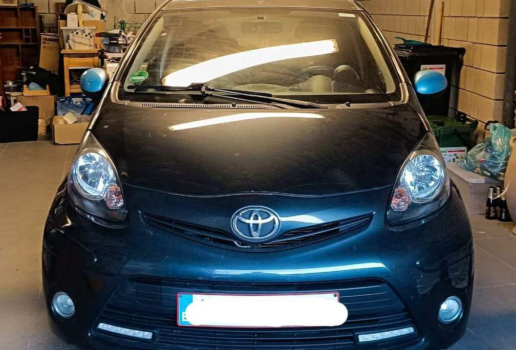 Toyota Aygo 1.0i Color Edition