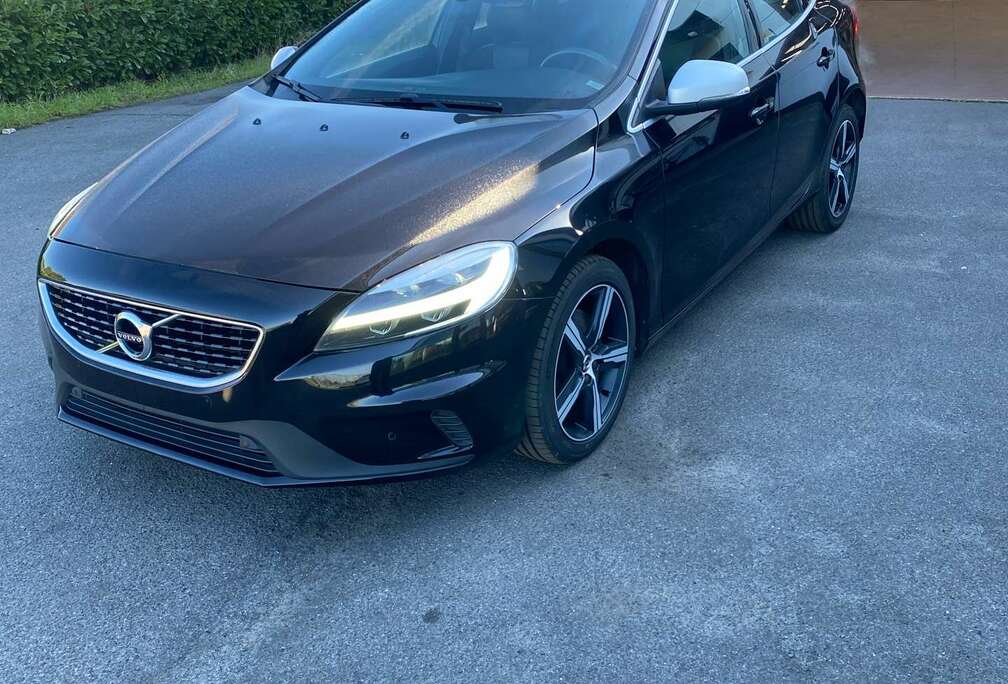 Volvo 2.0 T2 Sport Edition GPF (EU6d-TEMP)