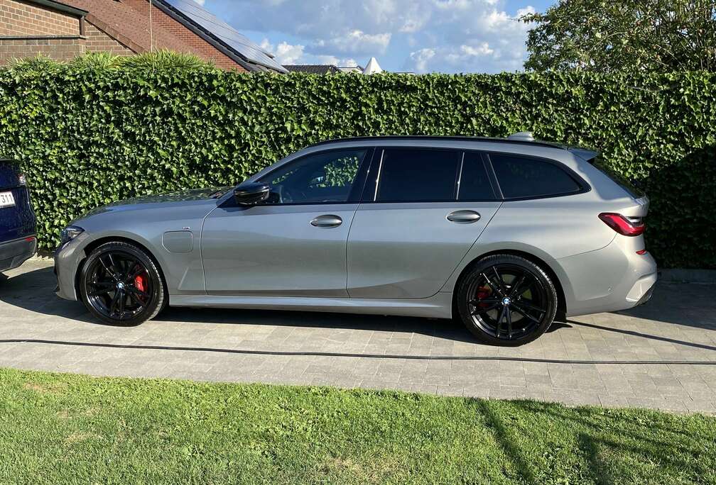 BMW 330e Touring Aut. M Sport