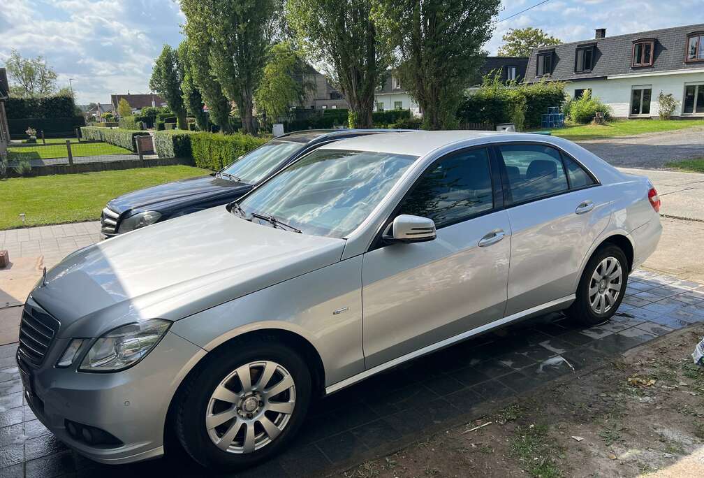 Mercedes-Benz E 200 T CDI DPF BlueEFFICIENCY