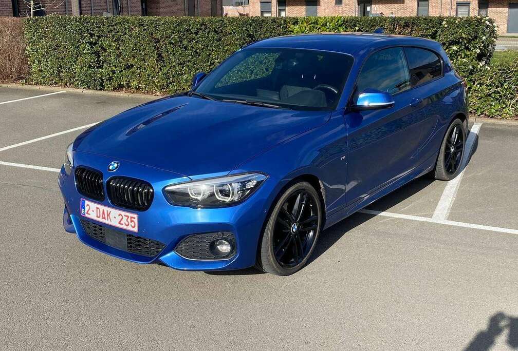 BMW 120iA - B48 - Sièges chauffants Alcantara - Grand écran - Estauril Blue