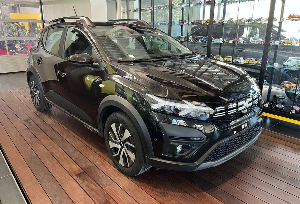 Dacia Sandero Stepway 1.0 TCe Expression