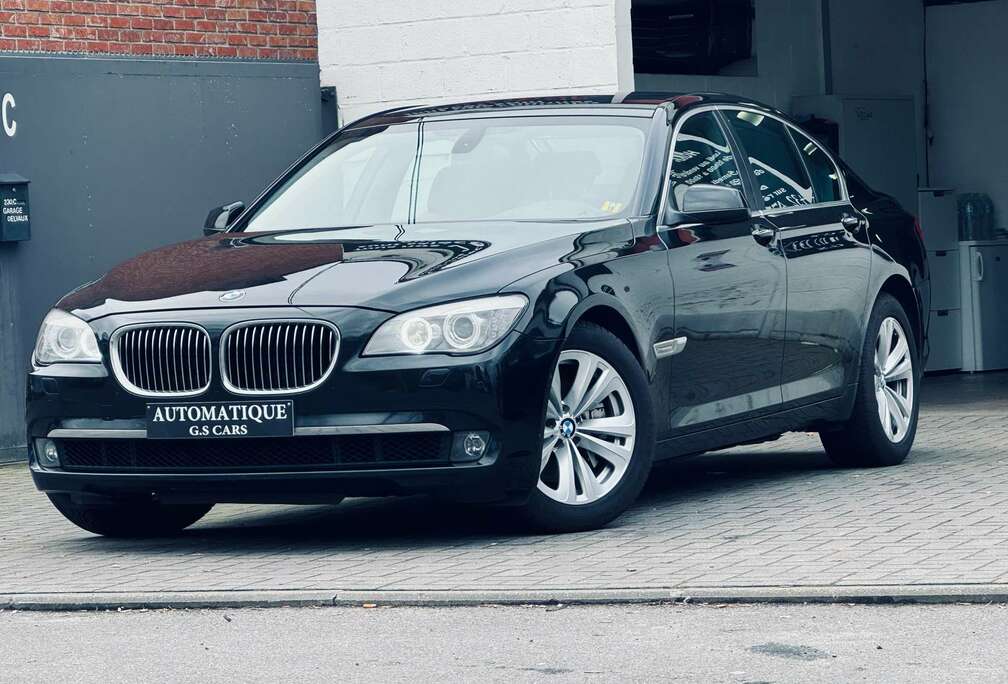 BMW boite auto - bien equipée