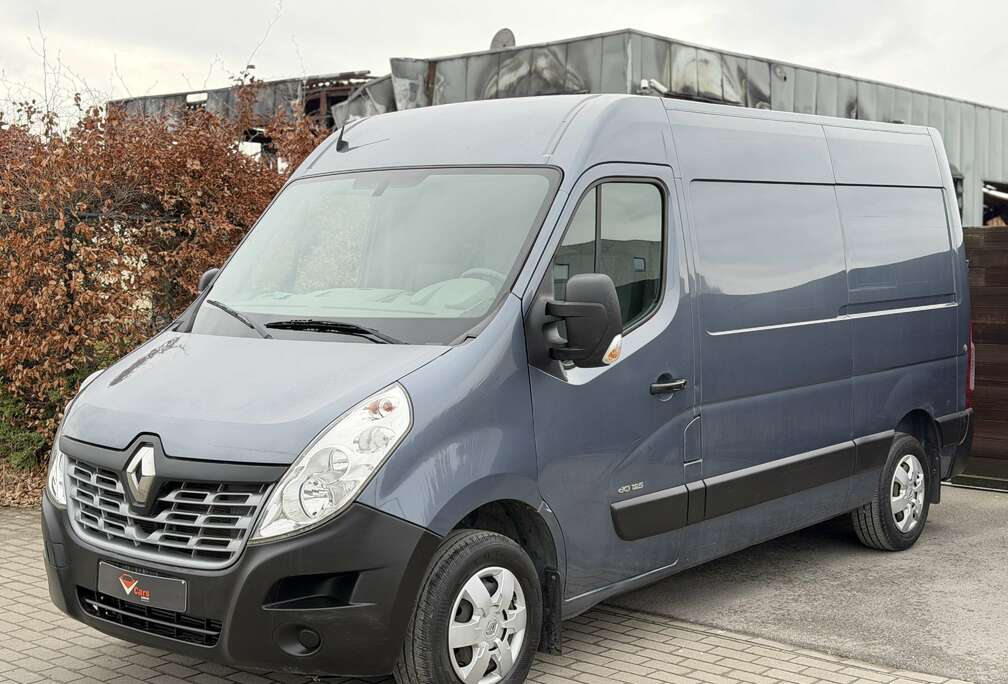 Renault 2.3 dCi 35 L2H2 Confort