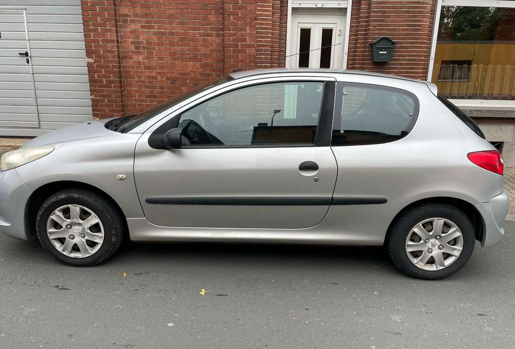 Peugeot 206+