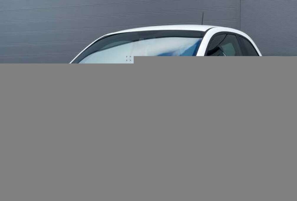 Fiat 1.0 Hybrid \'Club\' NEW/ Touchscr. / Carplay /Stock