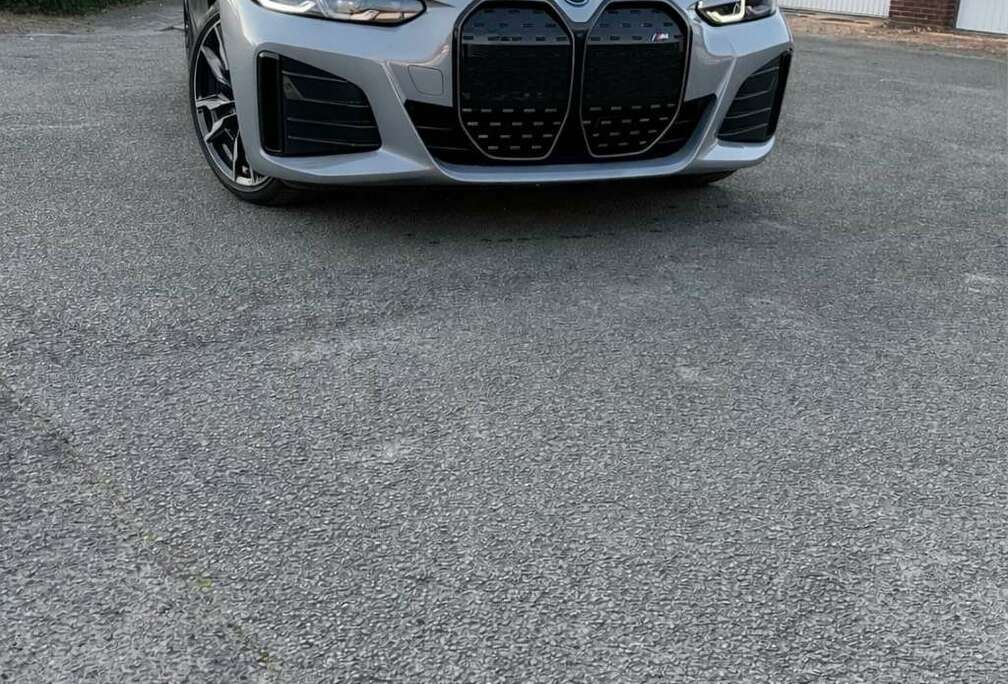 BMW M50 - Full Option - 400kw - Harman/kardon