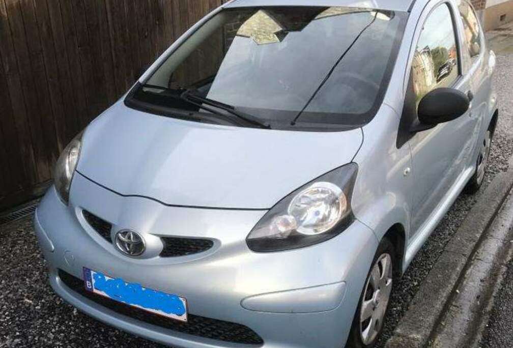 Toyota Aygo+1.0i+VVT-i