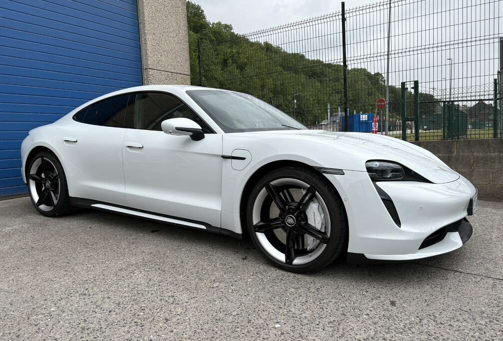 Porsche Taycan 93.4 kWh Taycan Turbo