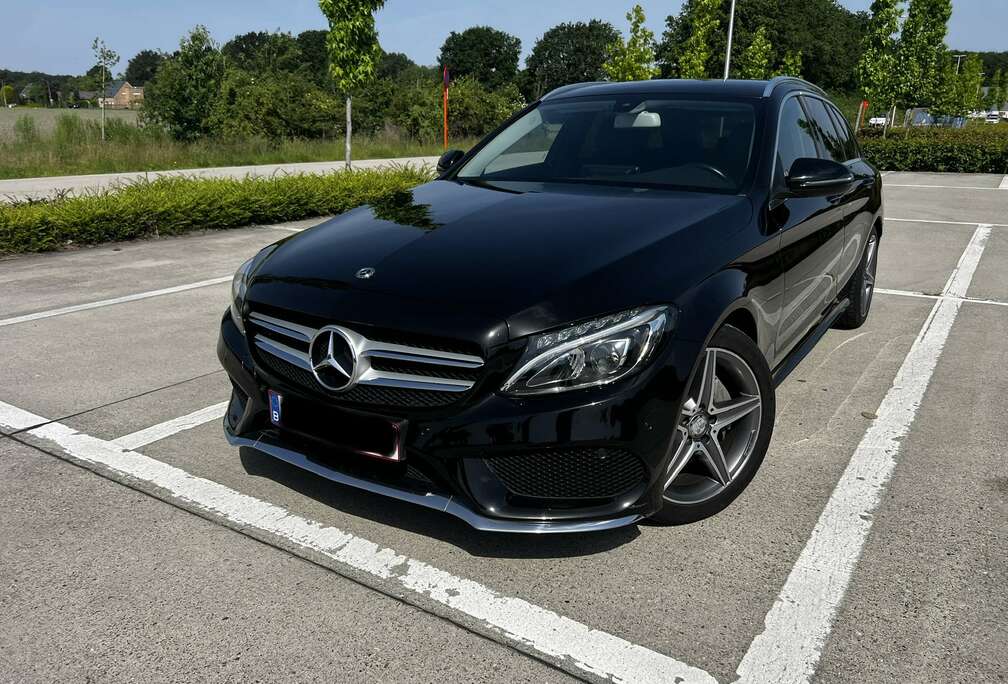 Mercedes-Benz d 7G-TRONIC AMG LED,CAM,Carplay Top Staat