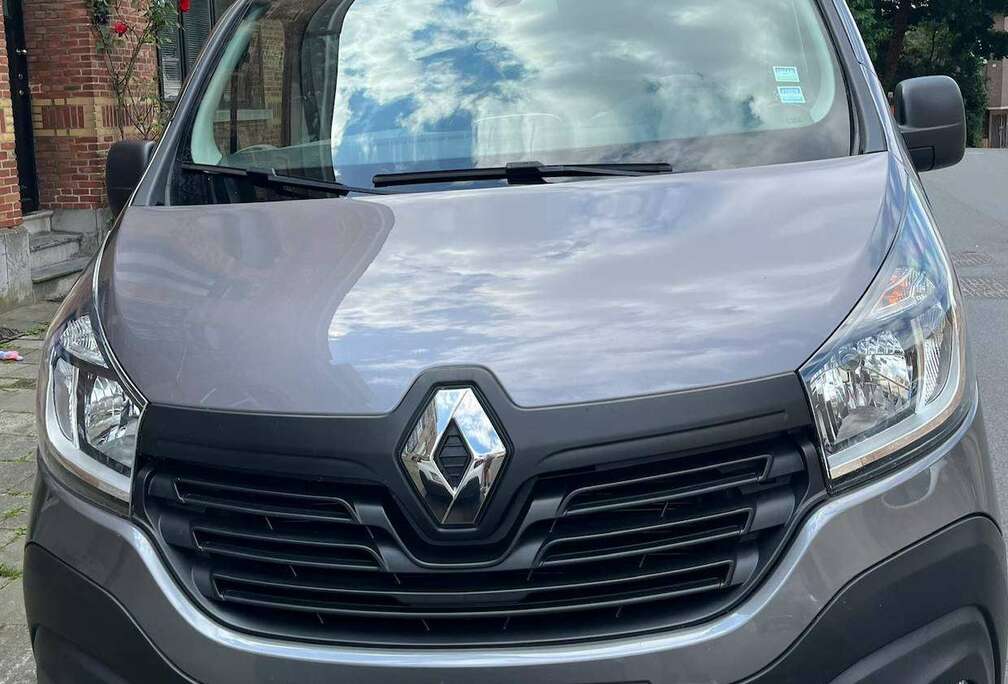 Renault 1.6 dCi L2H1 double cabine  5 places
