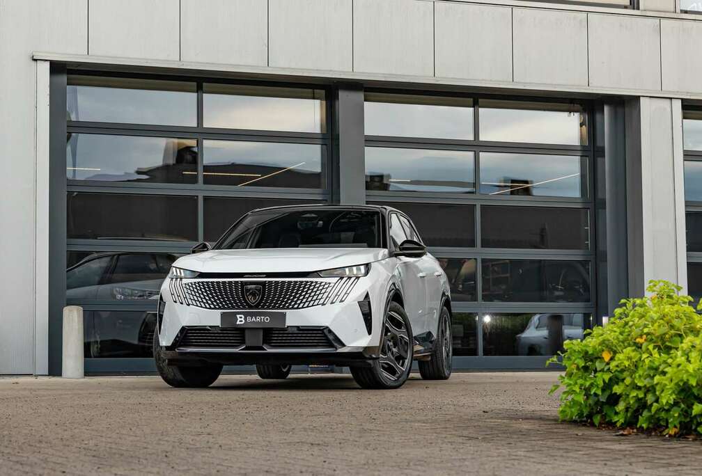 Peugeot GT | 210 PK | 360° I Alcant. | Pano | Warmtep. ...