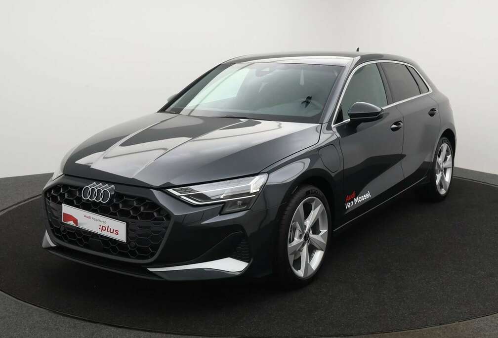 Audi Audi A3 Sportback Advanced 40TFSIe PHEV 204PK AUTOMAAT * DEMO *