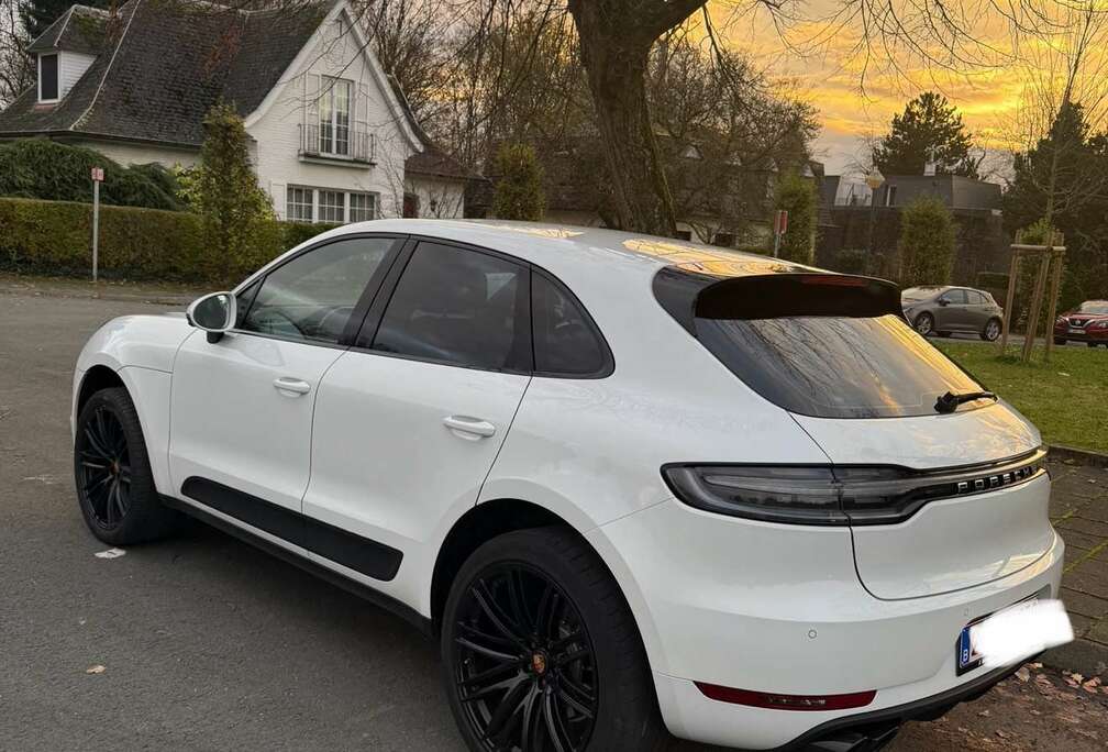 Porsche 2.0 Turbo PDK