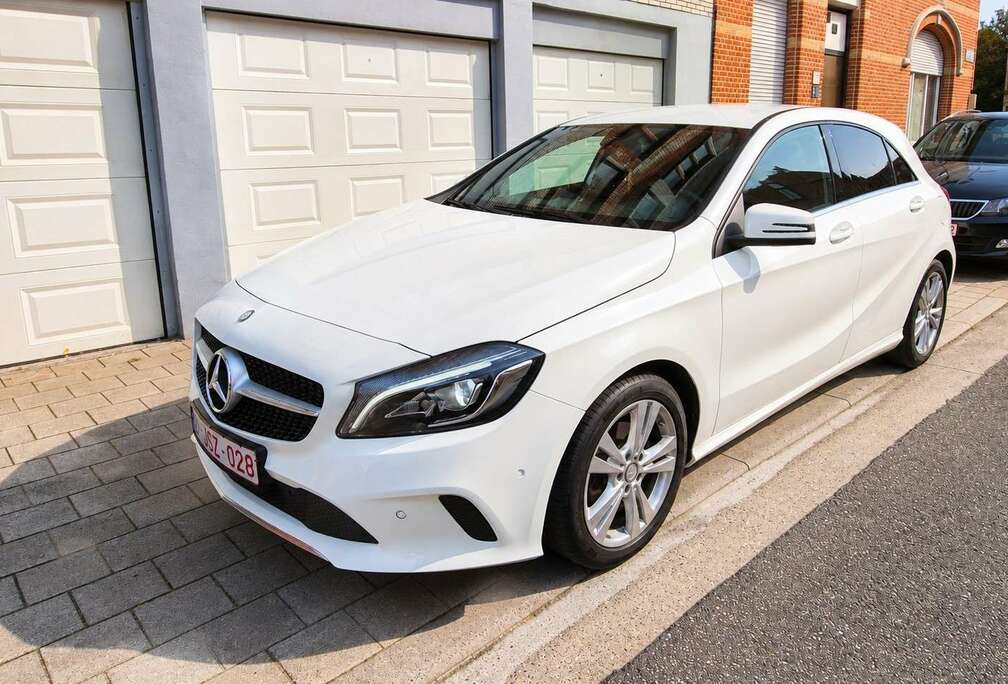 Mercedes-Benz score !